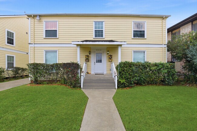 Foto del edificio - 2513 Shakespeare St