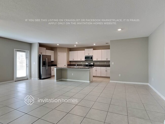 Foto del edificio - 2381 Jungle Dr