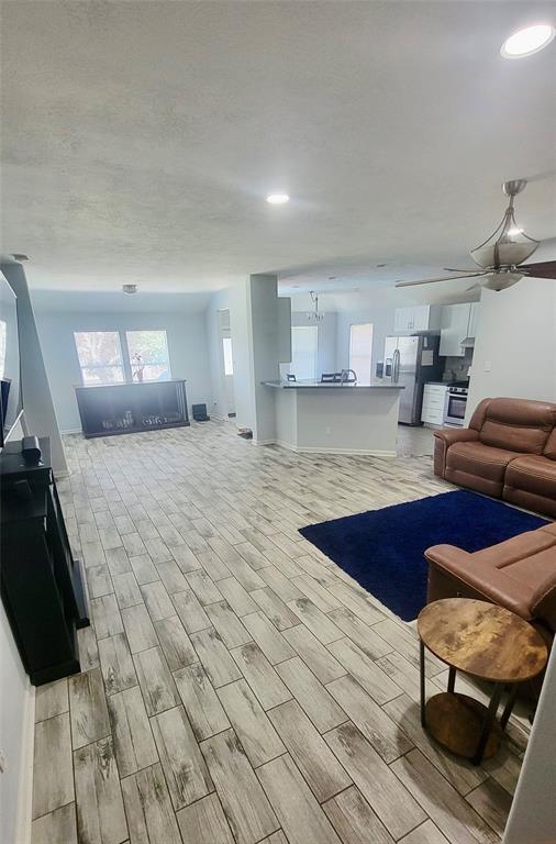 Foto del edificio - 6736 Hidden Colony Ln