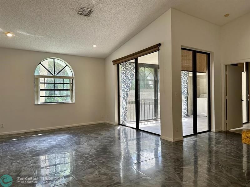 5438 Verona Dr Unit 812, Boynton Beach, FL 33437 Condo for Rent in Boynton Beach, FL