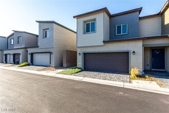 Building Photo - 4114 Lunar Cyn Ave