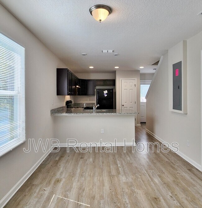 Foto del edificio - 636 Pippin St