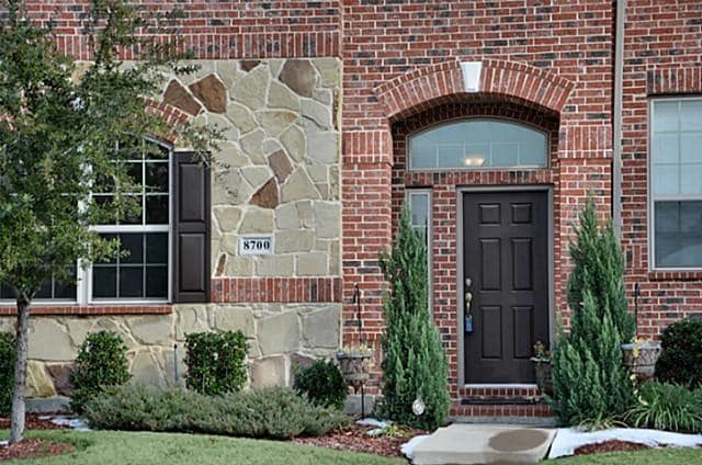 Building Photo - 8700 Iron Horse Dr