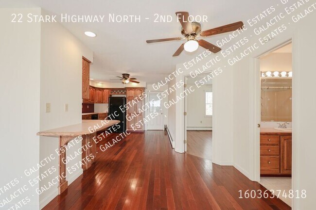 Foto del edificio - 22 Stark Hwy N