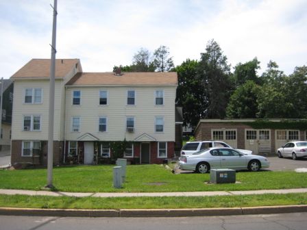 Building Photo - 22 Green St