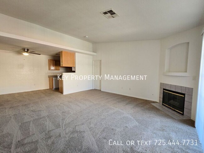 Foto del edificio - 2 BEDROOM 2 BATH IN GATED COMMUNITY NEAR N...