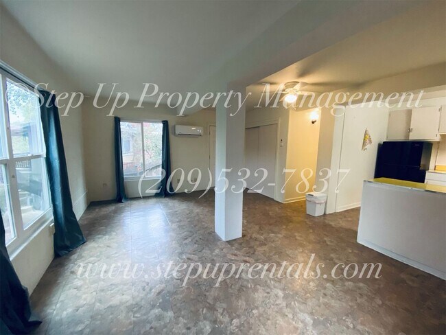 Foto del edificio - Private and Spacious Studio Near Downtown Sonora