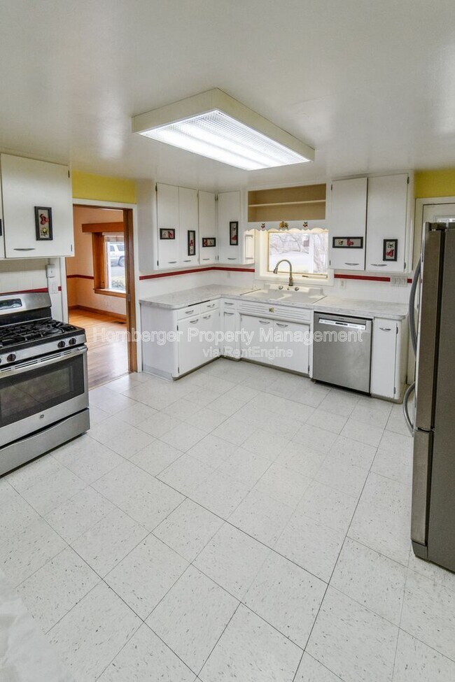 Foto del edificio - 2324 E South Crescent Ave