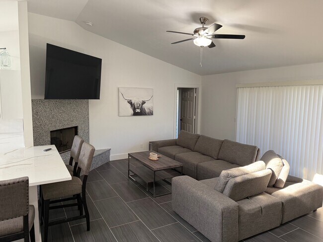 Foto del edificio - 1740 16th St NE