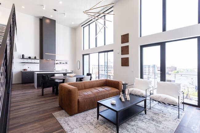 2BR, 2BA - 1,640SF - Living Area - Aperture