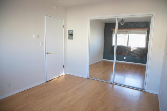 Building Photo - 1753 Centinela Ave