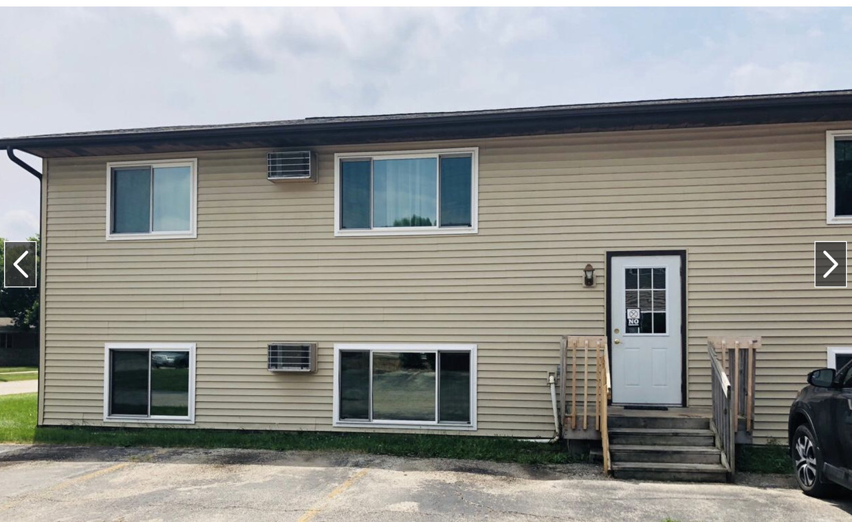 Exterior - 3080 8th St