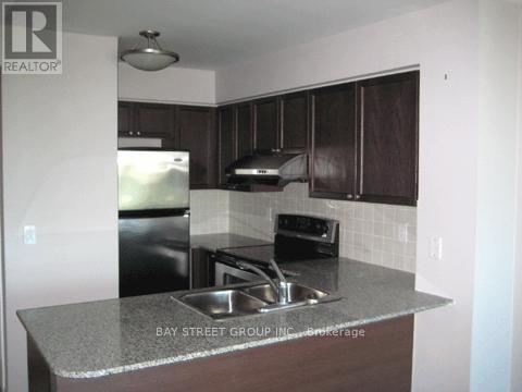 Photo du bâtiment - 55 S Town Centre Blvd