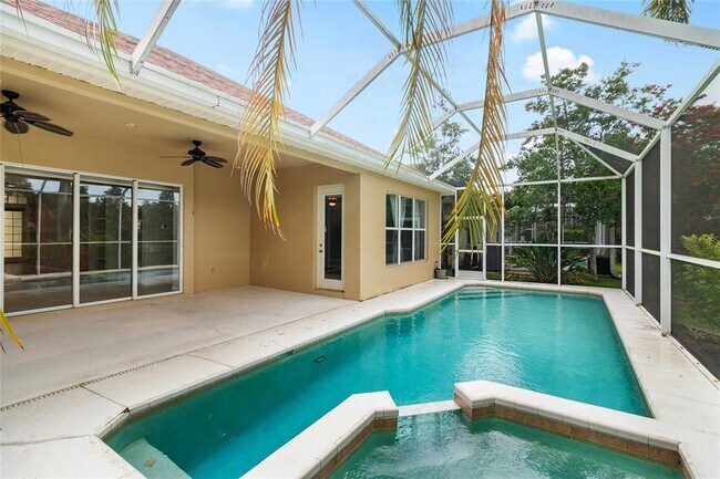 Building Photo - 9514 Greenpointe Dr