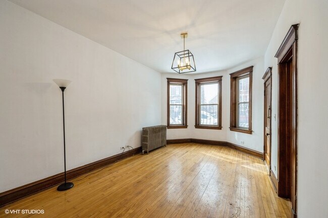 Building Photo - 2247 S Whipple St
