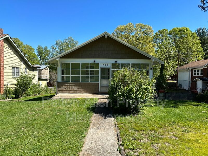 702 Fairview Rd, Asheville, NC 28803 Condo for Rent in Asheville, NC