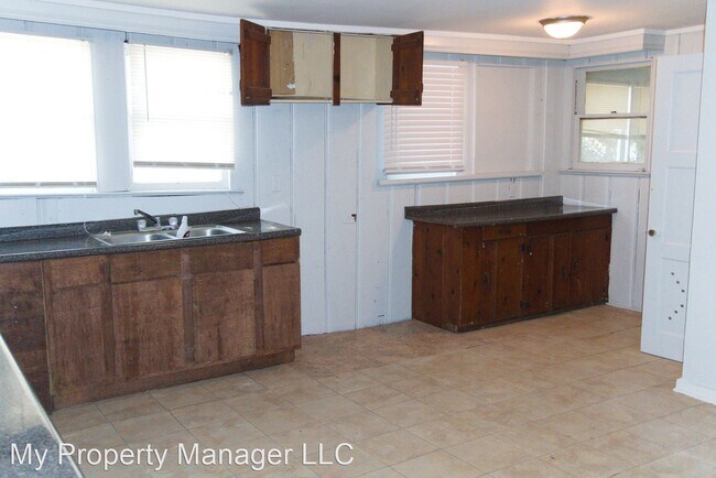 Building Photo - 3 br, 1 bath House - 3012 Boone Street