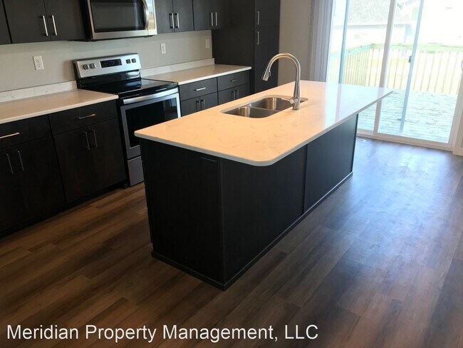 Foto del edificio - 4 br, 2.5 bath House - 6224 58th St S