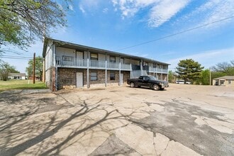 Building Photo - 1401 E St
