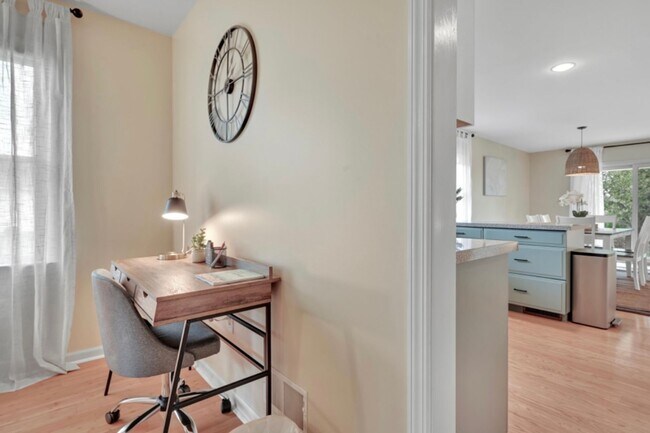 Foto del edificio - 951 Mae St