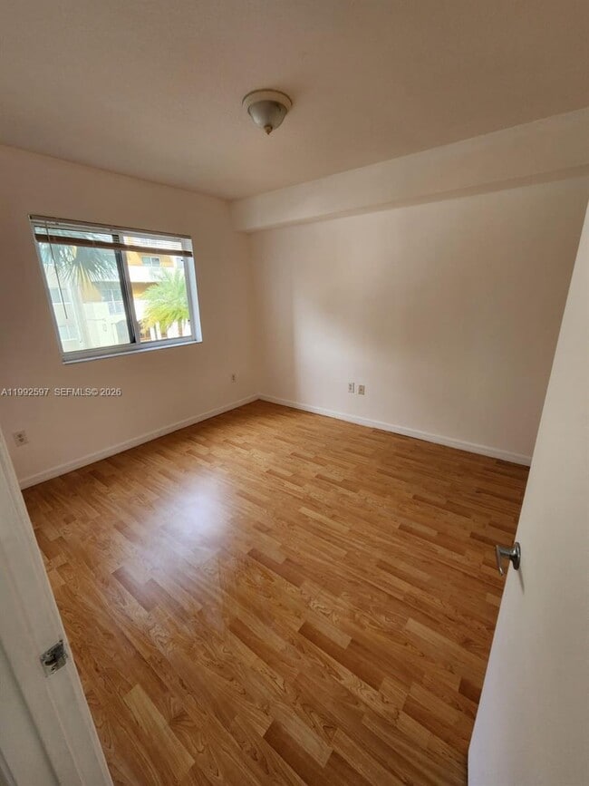 Foto del edificio - 11060 SW 196th St