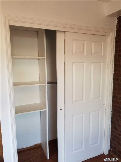 Foto del edificio - 88-32 75th Ave