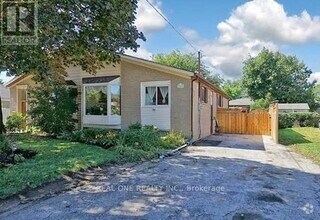 Building Photo - 349 Browndale Crescent