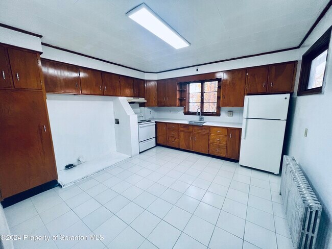 Foto del edificio - 316 Putnam St