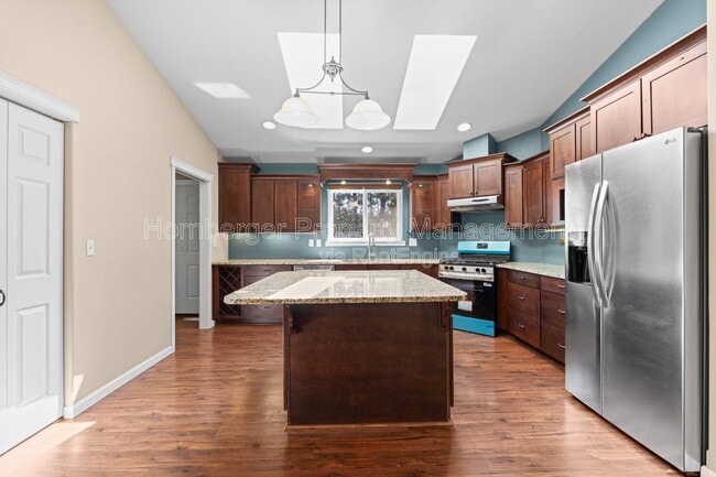 Foto del edificio - 6929 N Country Homes Blvd