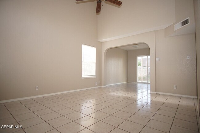 Foto del edificio - 12037 Braveheart Ave