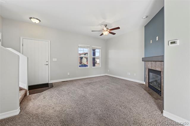 Foto del edificio - 6914 Dusty Miller Way
