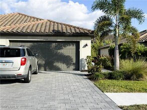 Building Photo - 14063 Winding Cedar Wy