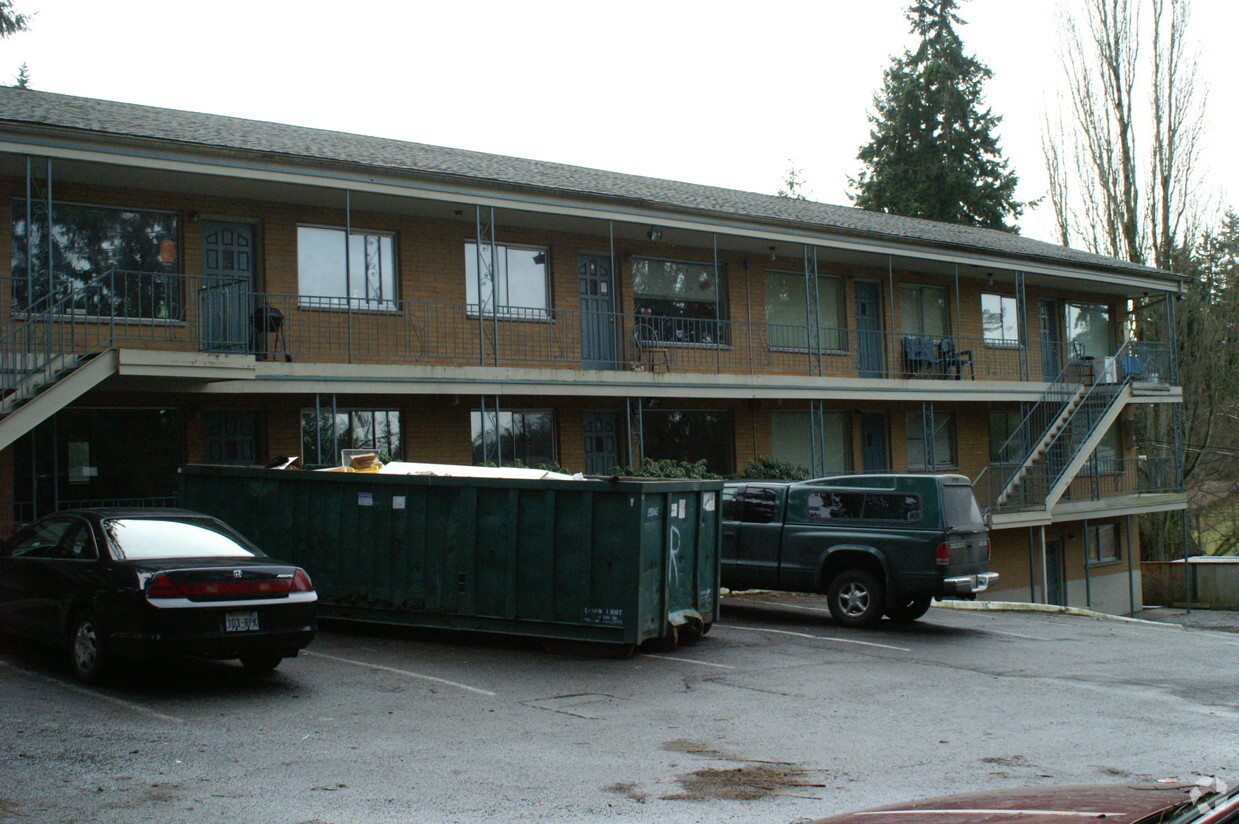 Building Photo - The Sherwood Apartments