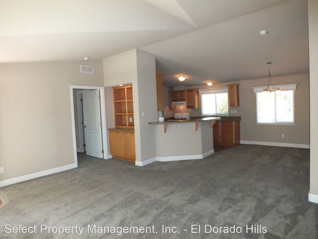 Foto del edificio - 3 br, 2 bath House - 4540 Cothrin Ranch Road