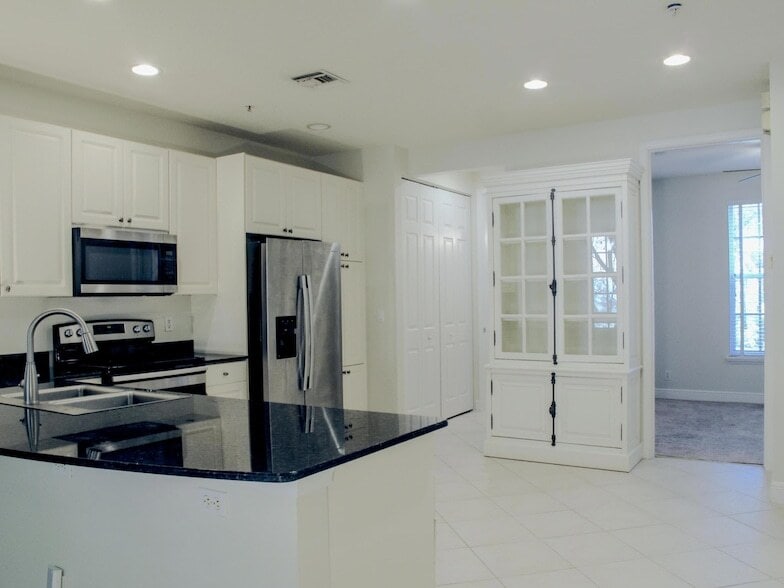 Photo - 124 Jesup Lane Unit