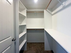 Building Photo - 5518 Tribute Way