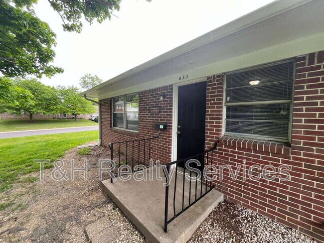 Foto del edificio - 622 Brewer Pl