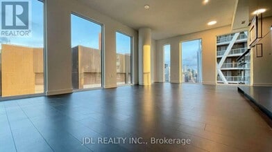 Building Photo - 238 Simcoe St