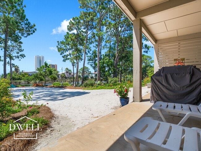 Foto del edificio - 409 Windmill Ridge Rd
