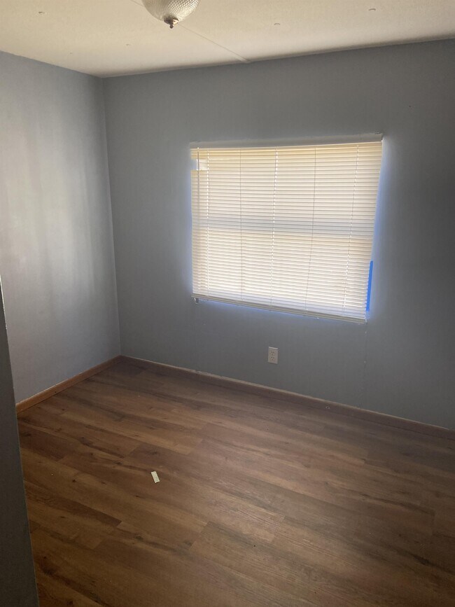 Foto del edificio - 107 Langford Dr