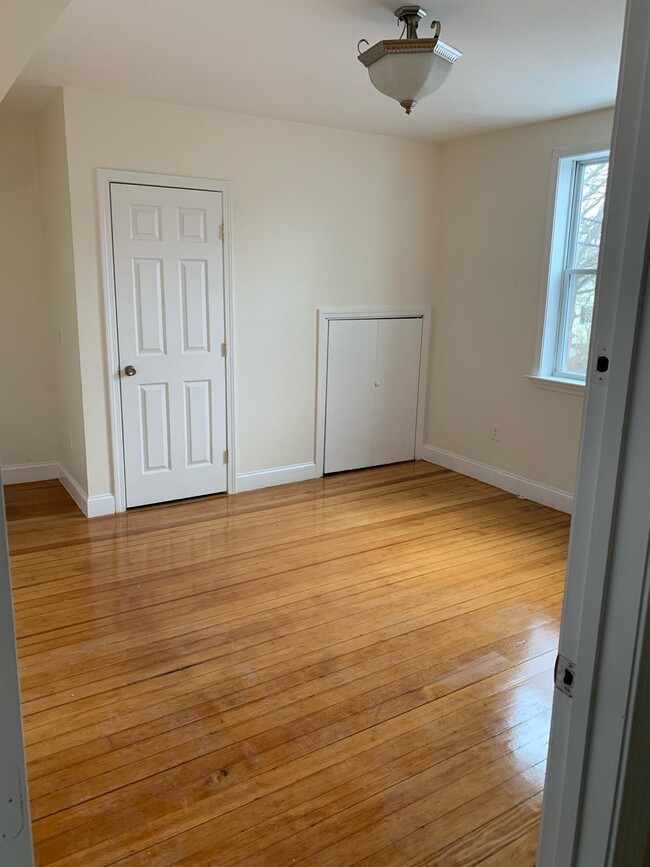 174 Chad Brown St Unit 1, Providence, RI 02908 - Apartments in ...