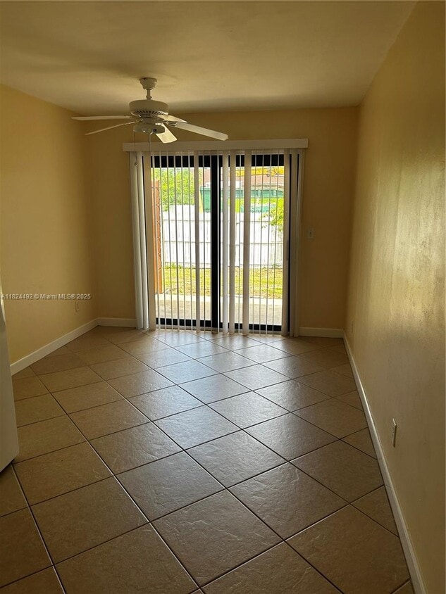Foto principal - 2161 41st St SW
