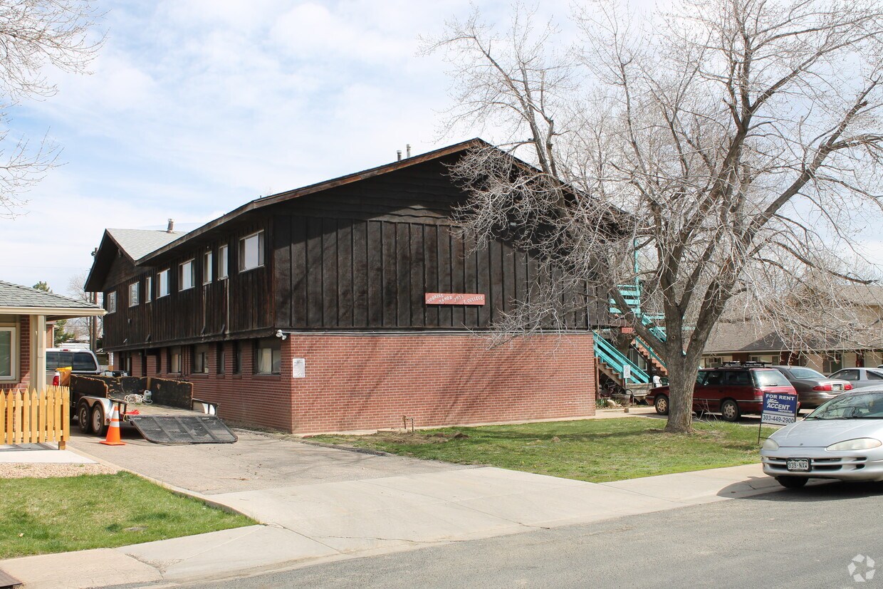 Building Photo - 2935 COLLEGE