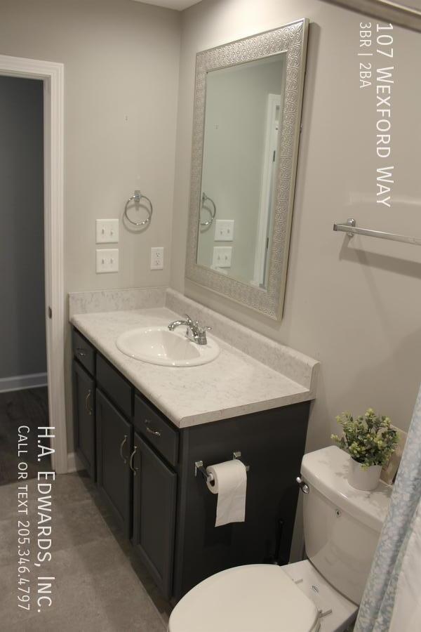 Foto del edificio - 107 Wexford Way