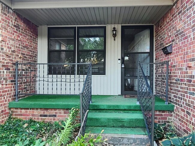Foto del edificio - 712 Arthur Dr