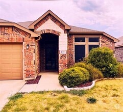Building Photo - 4713 Homelands Way