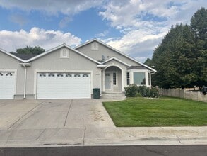 Building Photo - 1511 Partridge Cv