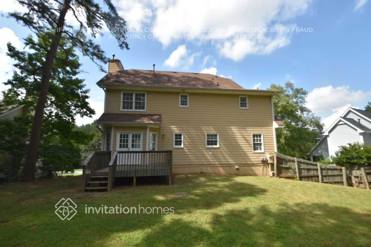 Building Photo - 1880 Furlong Run