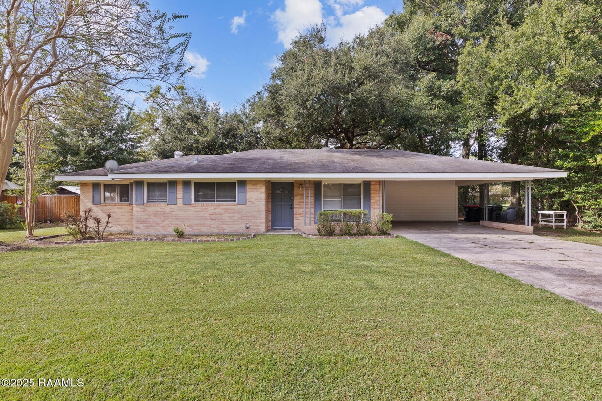 Foto principal - 408 Alice Dr
