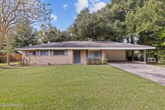 Building Photo - 408 Alice Dr